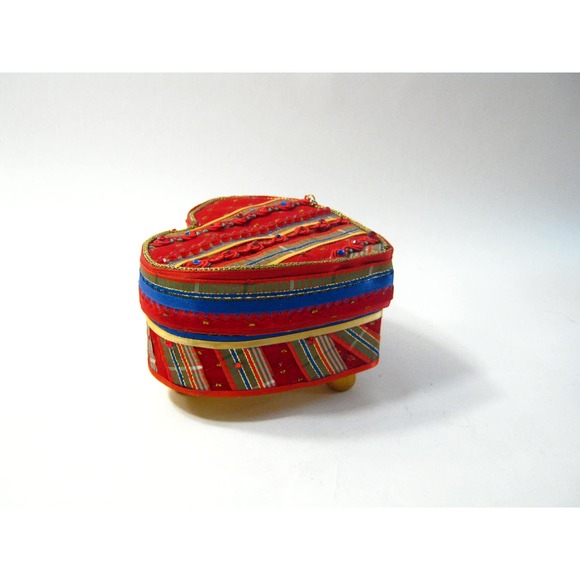 Vintage Fabric Embellished Trinket Jewelry Keepsake Box with Mini Journal Diary - Picture 4 of 9